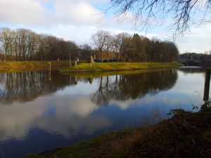 Blick auf die Schleuse Gleesen